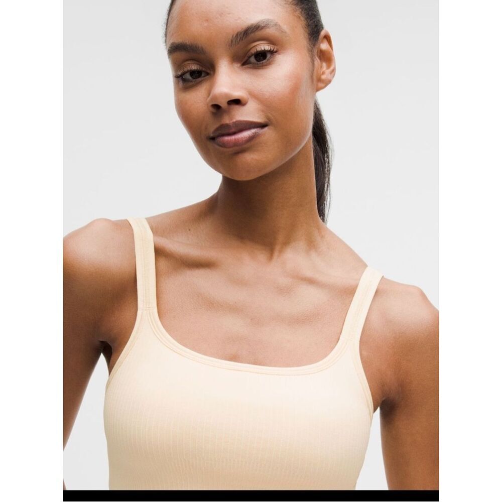 NWT 10 Ebb to Street Scoop-Neck Cropped Tank Top Padded Lululemon - Picture 7 of 9